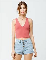 VNECK CROP TOP