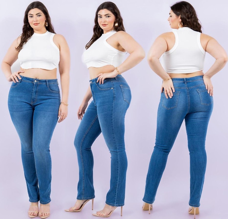 PLUS SLIM STRAIGHT JEANS