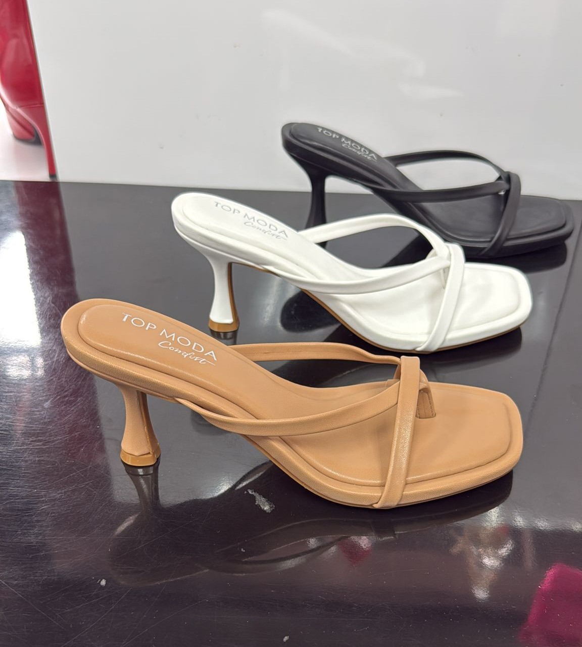 LADIES SLIP ON HEELS